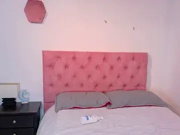 Stripchat Adult Webcams of two_milkyway