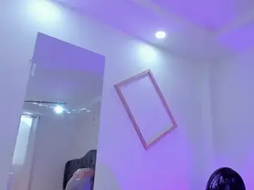 Stripchat Watch Live Sex Cams of two_milkyway