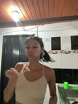 Stripchat Sex Cam of two_milkyway