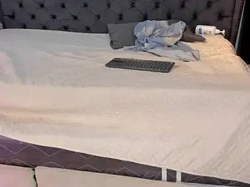 Stripchat Live Sex of two_milkyway