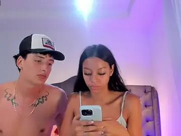 Stripchat Adult Webcam of two_milkyway