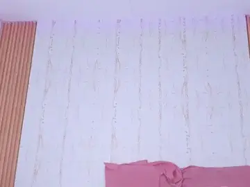 Stripchat Live Sex Cam of two_milkyway