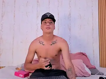 Stripchat Best live sex cam show of two_milkyway
