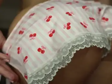 Stripchat Live Sex Cam of Ashley-Evans