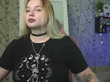 Stripchat Adult Webcams of Moon_Valkyrie