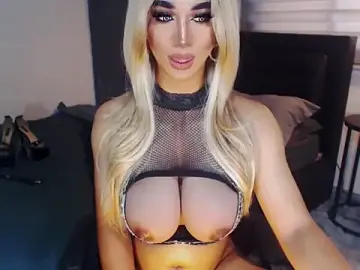 Stripchat Nude Webcam of 10inDominantAica