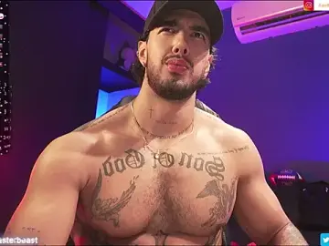 Stripchat Free Live Porn of JACOB_MARTINS