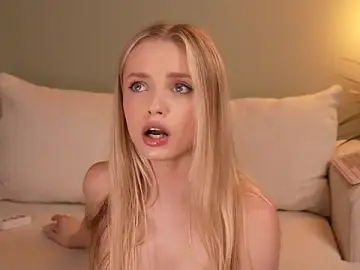 Stripchat Adult Webcam of minimolly