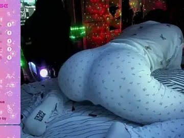 Stripchat Free Porn Cam of 92yourbitch922