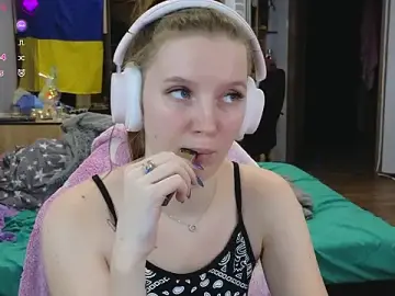 Stripchat Live Sex Cam of Mary_Blu