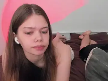 Stripchat Sex Cam of chansetolove