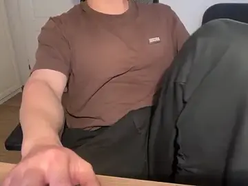 Stripchat Watch Live Sex Cams of jungcock3210