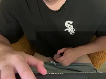 Stripchat Free Porn Cam of jungcock3210