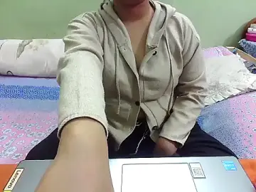 Stripchat Best Webcam of TwinRose2000