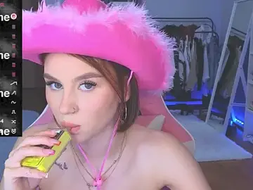 Stripchat Free Porn Cam of doll_barbieee