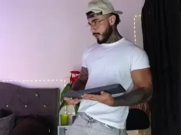 Stripchat Nude Webcam of john_cartter1