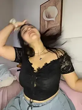 Stripchat Free Porn Cam of SashaLuss_