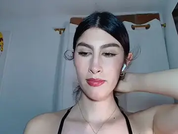 Stripchat Free Porn Cam of valeria_gonzales_