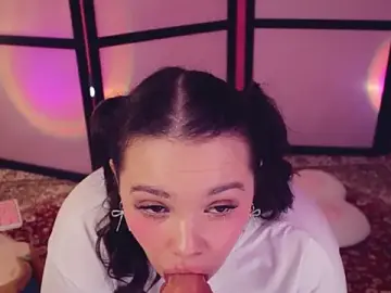 Stripchat Free Live Porn of Chery_Lady22