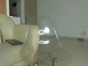 Stripchat Adult Webcams of Emi_latingirl