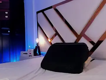 Stripchat Best live sex cam show of Aron_cruz
