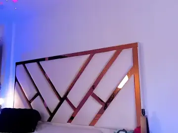 Stripchat Watch Live Sex Cams of Aron_cruz