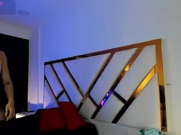 Stripchat Best live sex cam show of Aron_cruz