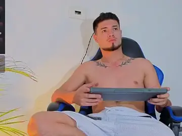 Stripchat Adult Video Chat of EdwardRoss_