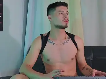 Stripchat Adult Webcam of EdwardRoss_