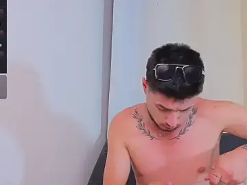 Stripchat Adult Video Chat of EdwardRoss_