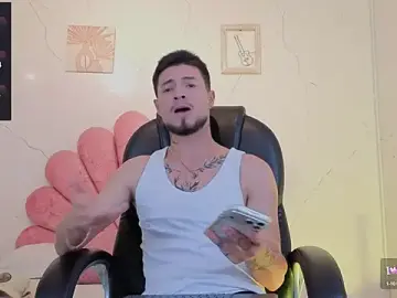 Stripchat Live Porn of EdwardRoss_