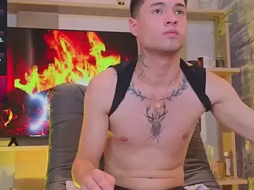 Stripchat Sex Cam of EdwardRoss_