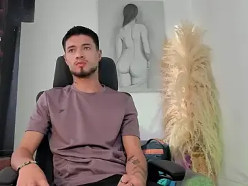 Stripchat Free Live Porn of EdwardRoss_