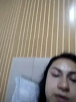 Stripchat Live Porn of yummi__priv