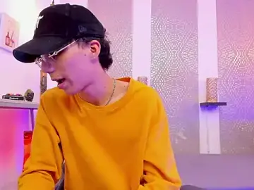 Stripchat Free Live Porn of Nikolay_Gregori