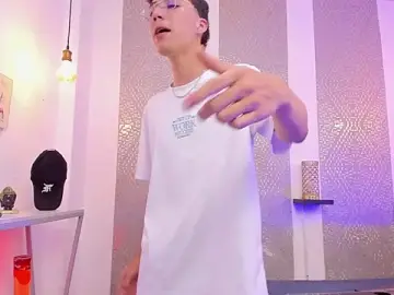 Stripchat Watch Live Sex Cams of Nikolay_Gregori