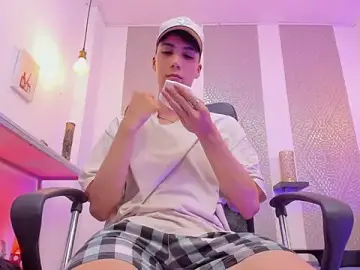 Stripchat Best live sex cam show of Nikolay_Gregori