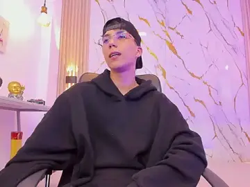 Stripchat Best live sex cam show of Nikolay_Gregori