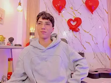 Stripchat Live Porn of Nikolay_Gregori