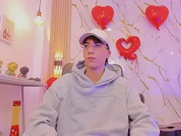 Stripchat Live Sex Cam of Nikolay_Gregori