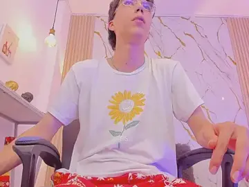 Stripchat Adult Webcams of Nikolay_Gregori