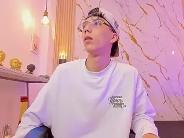 Stripchat Adult Webcam of Nikolay_Gregori