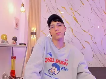 Stripchat Free Live Porn of Nikolay_Gregori