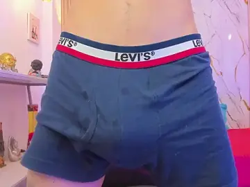 Stripchat Watch Live Sex Cams of Nikolay_Gregori