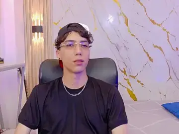 Stripchat Watch Live Sex Cams of Nikolay_Gregori