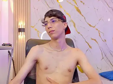 Stripchat Adult Webcam of Nikolay_Gregori