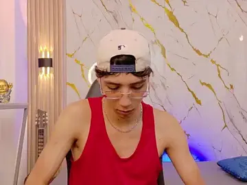 Stripchat Live Sex Cam of Nikolay_Gregori