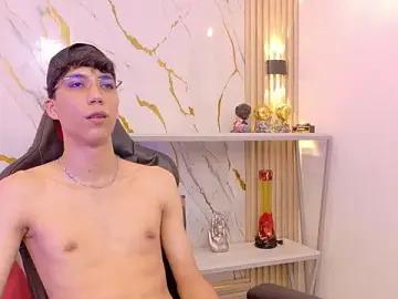 Stripchat Adult Video Chat of Nikolay_Gregori