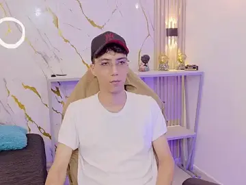 Stripchat Free Porn Cam of Nikolay_Gregori