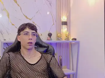 Stripchat Free Live Porn of Nikolay_Gregori